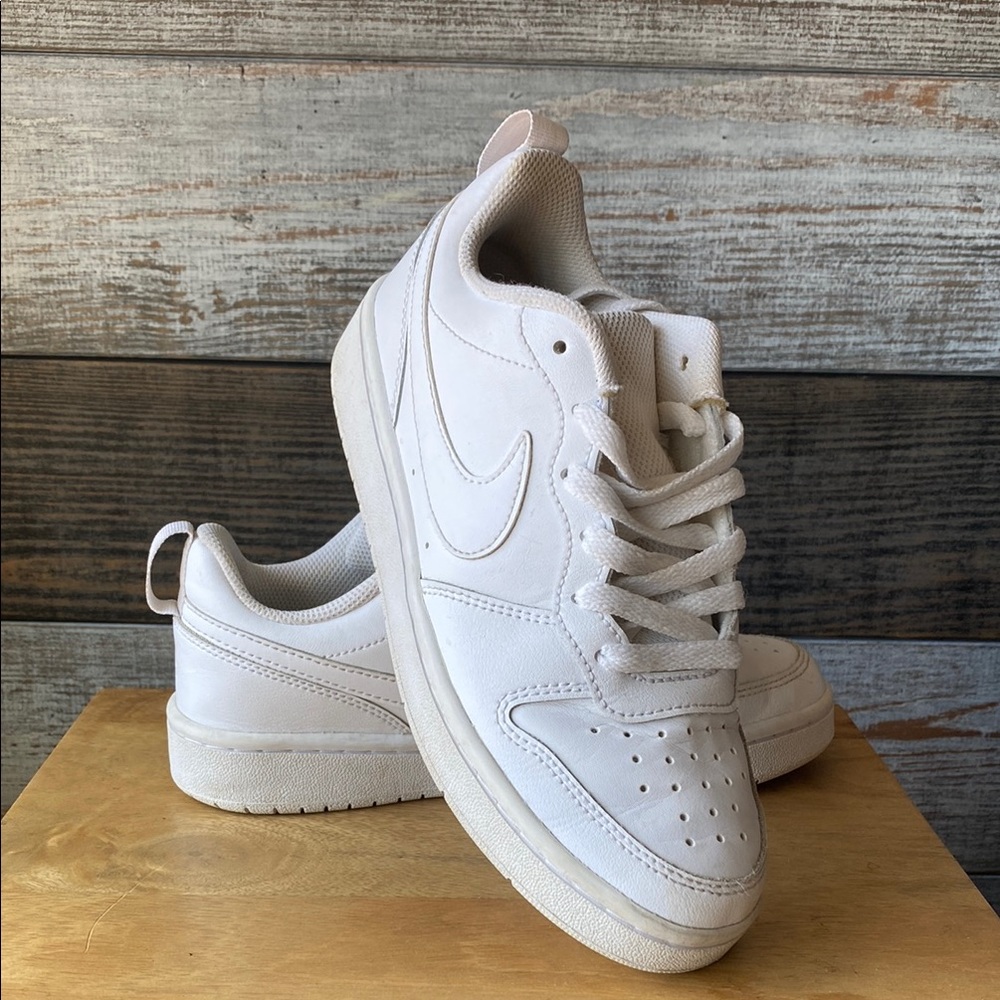 Kids Court Borough Nike Sneakers